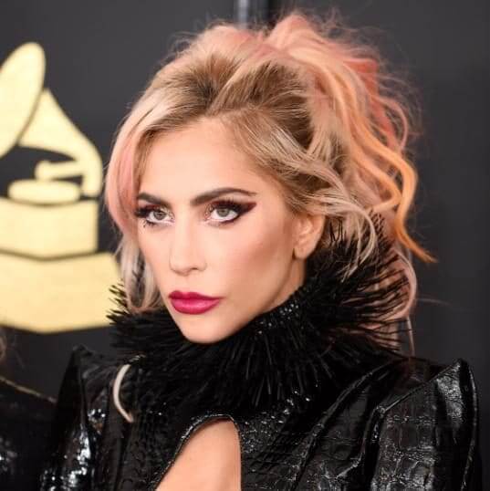 Lady Gaga look Βραβεία Grammy 2017